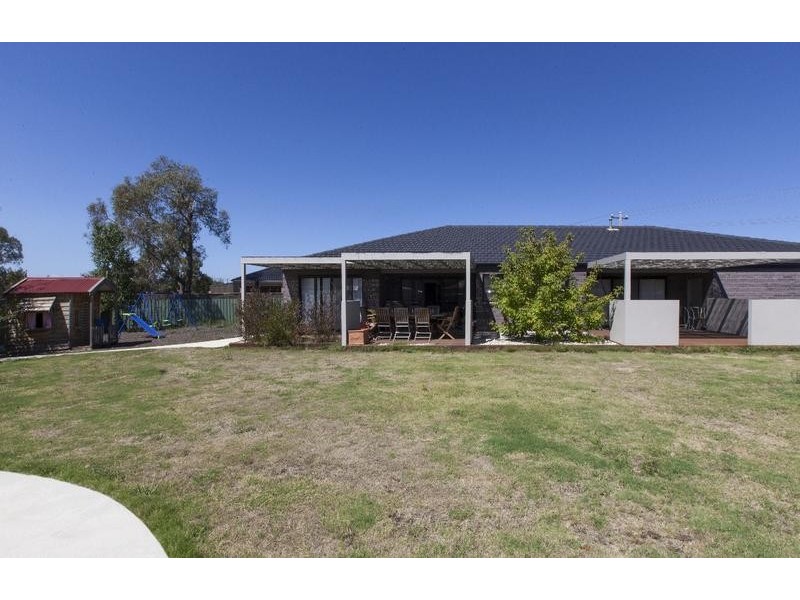 14 Beveridge Street, Ararat VIC 3377