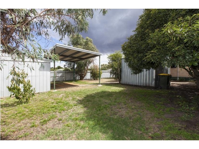 42 Dean Street, Ararat VIC 3377