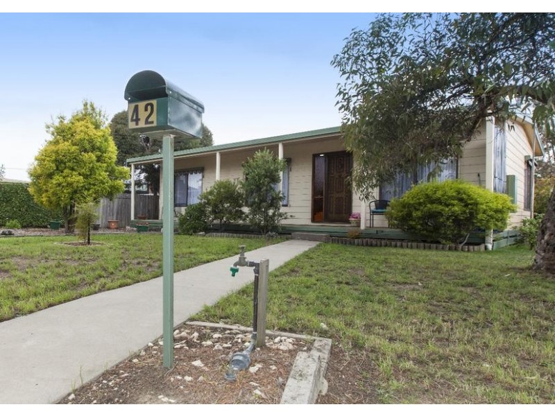 42 Dean Street, Ararat VIC 3377