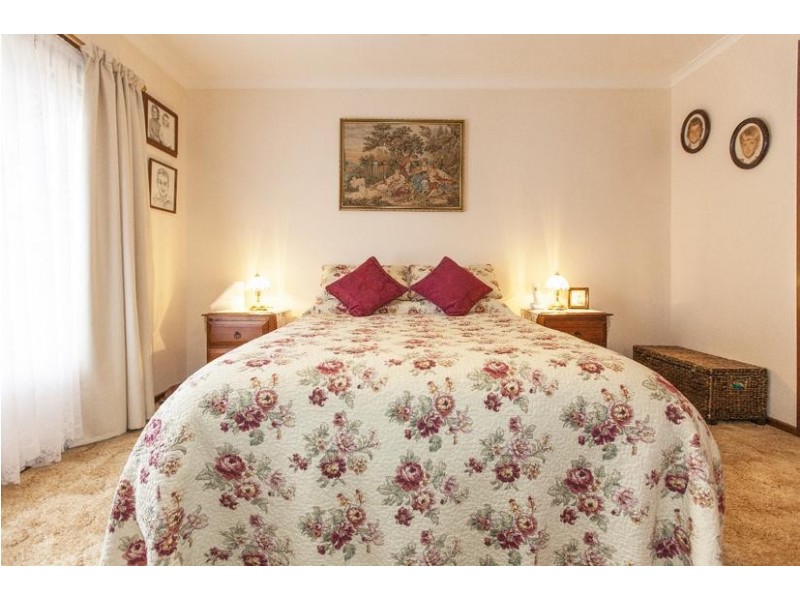 42 Dean Street, Ararat VIC 3377