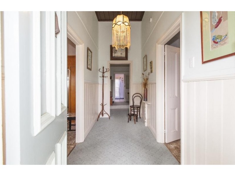 70 Girdlestone Street, Ararat VIC 3377