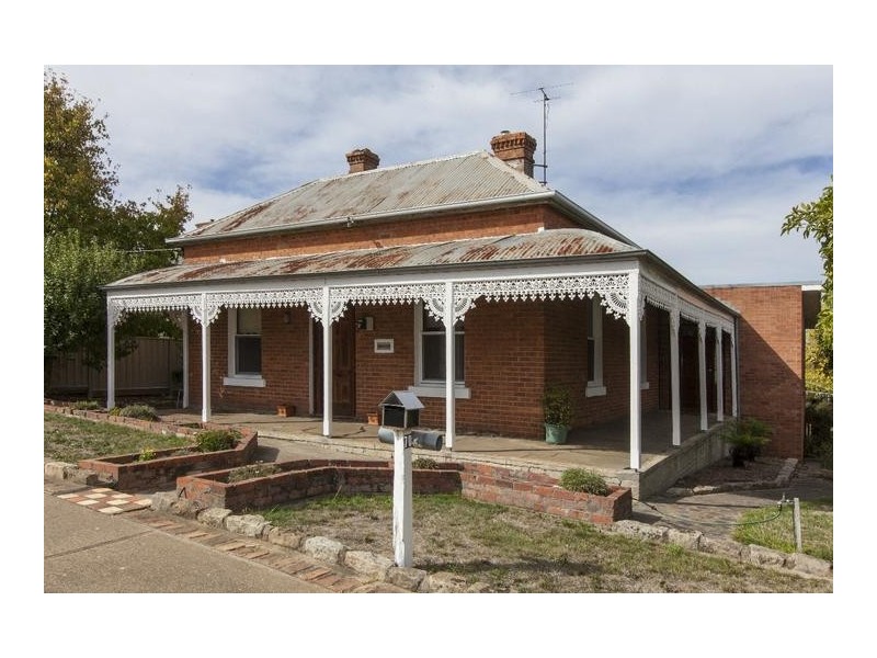 70 Queen Street, Ararat VIC 3377