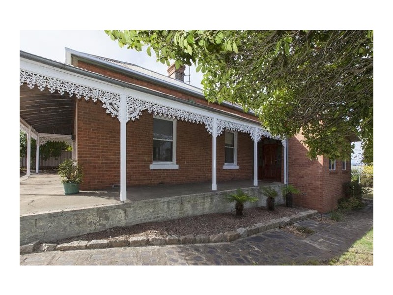 70 Queen Street, Ararat VIC 3377