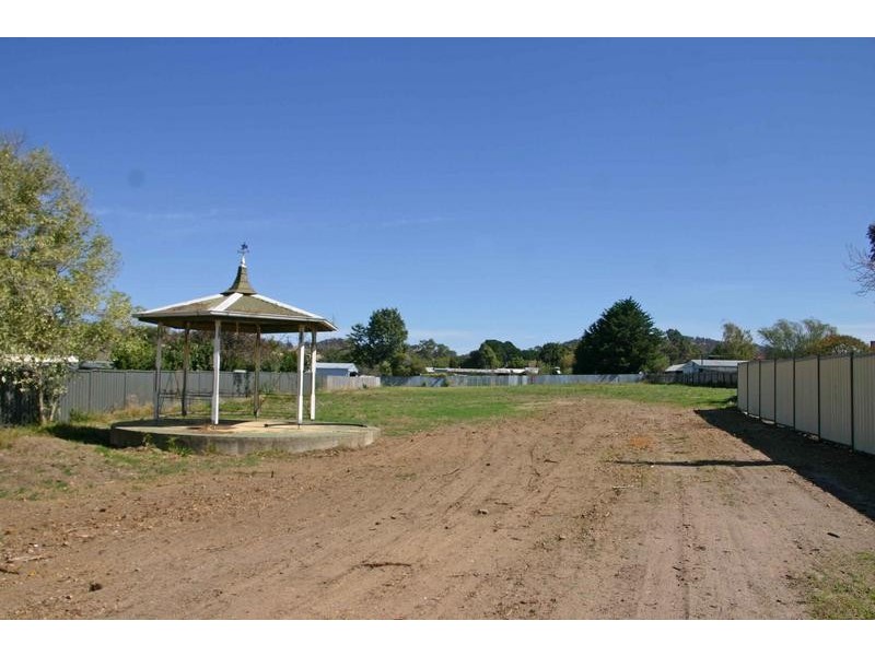 6 Port Fairy Road, Ararat VIC 3377