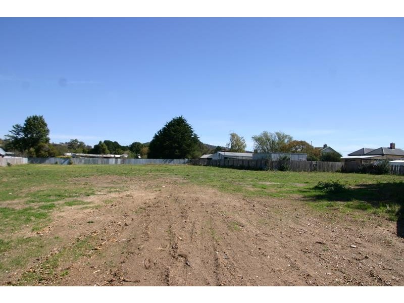 6 Port Fairy Road, Ararat VIC 3377