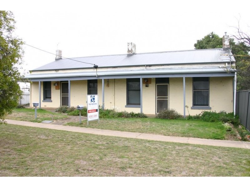 123 High Street, Ararat VIC 3377
