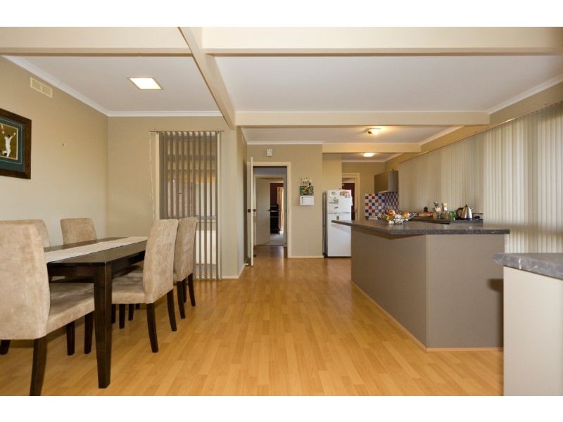 27 High Street West, Ararat VIC 3377