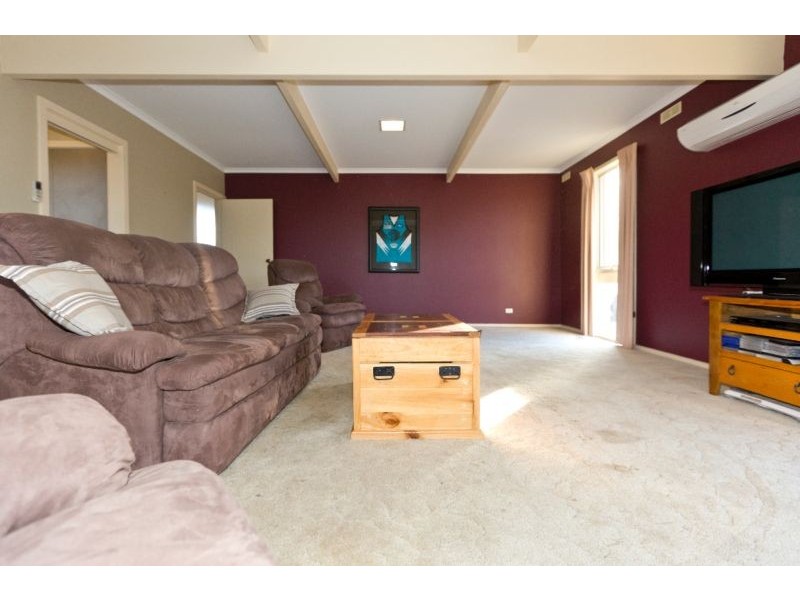 27 High Street West, Ararat VIC 3377