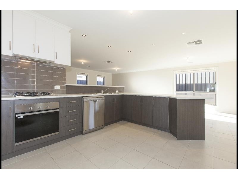 2B Kneebone Street, Ararat VIC 3377