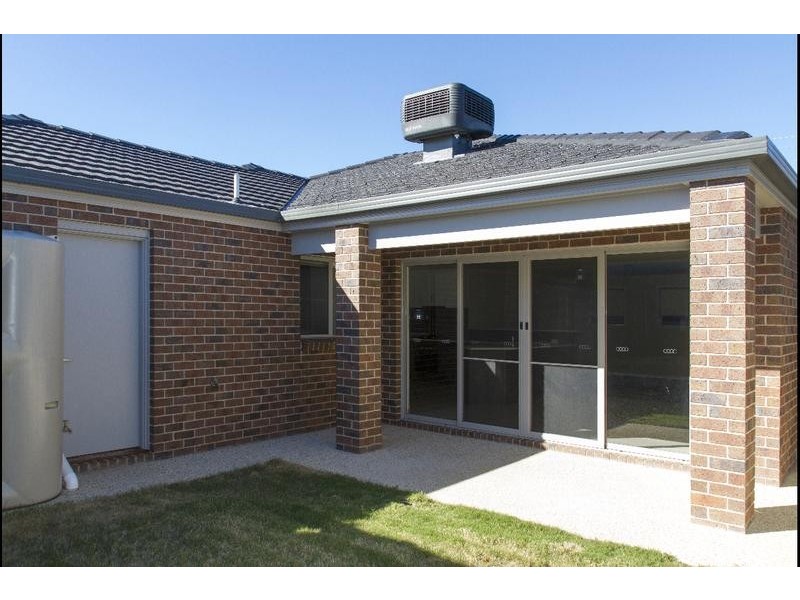 2B Kneebone Street, Ararat VIC 3377