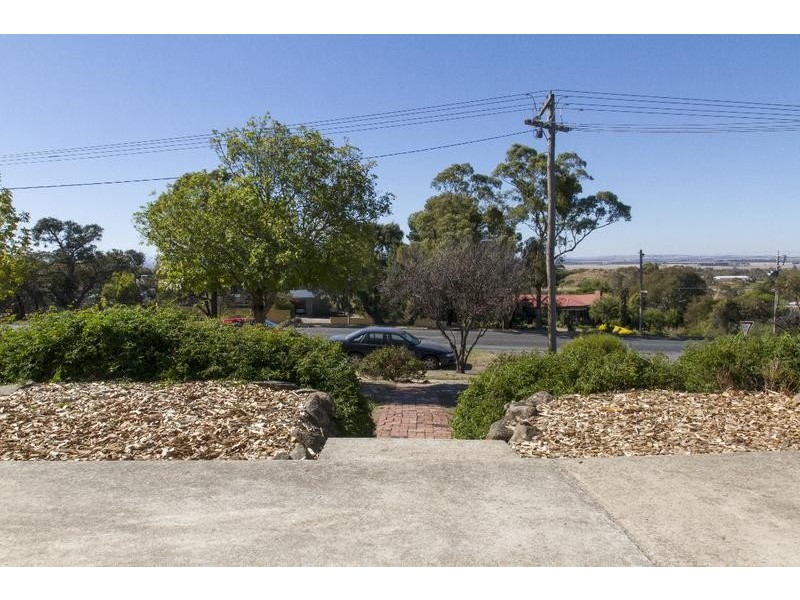 42 Port Fairy Road, Ararat VIC 3377