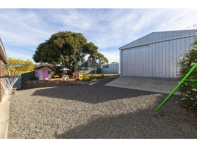 42 Port Fairy Road, Ararat VIC 3377