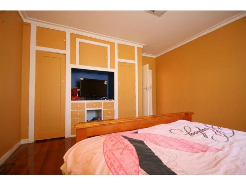 11 Camp Street, Donald VIC 3480