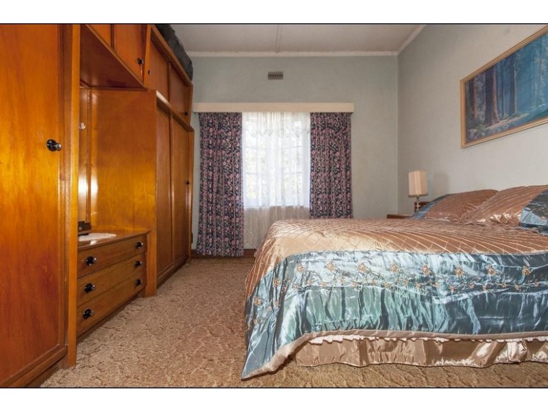 17 Lambert Street, Ararat VIC 3377