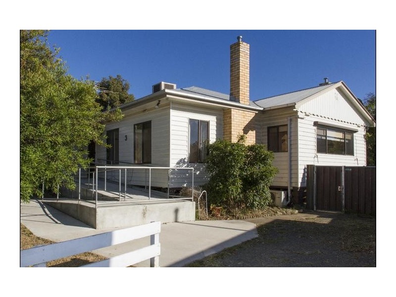 3 Benbow Street, Ararat VIC 3377