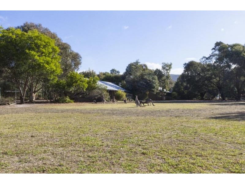 50 Robins Road, Pomonal VIC 3381