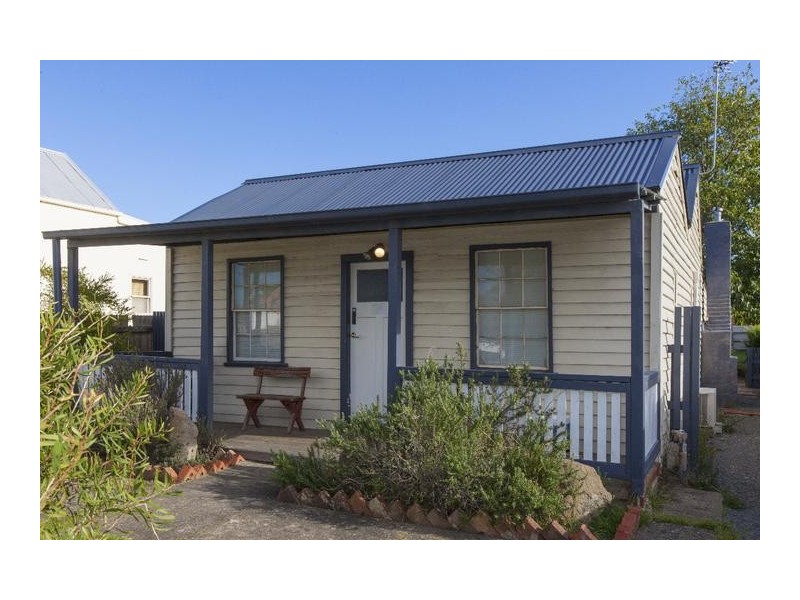 23 Campbell Street, Ararat VIC 3377