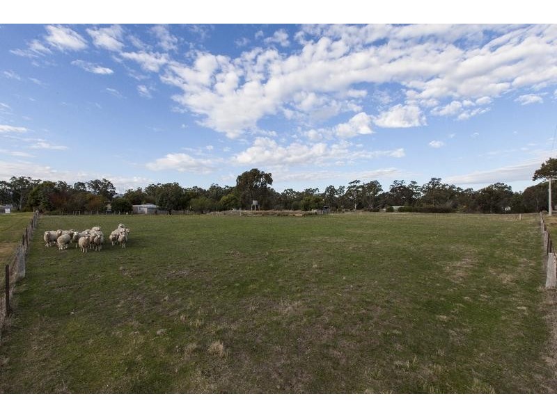 67 Green Street, Elmhurst VIC 3469