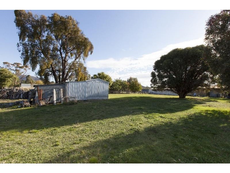 67 Green Street, Elmhurst VIC 3469