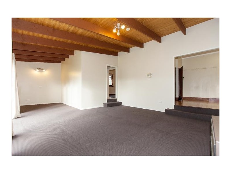 5 Bell Street, Ararat VIC 3377