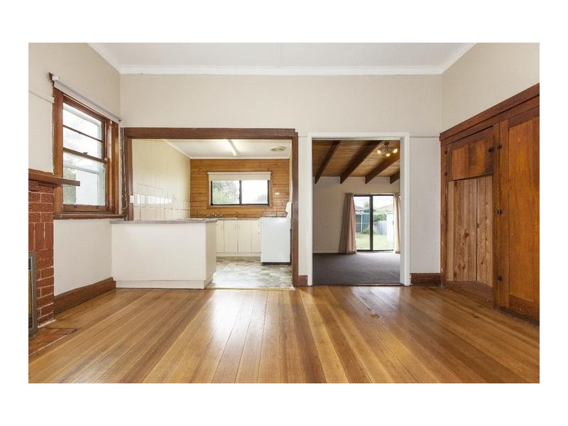 5 Bell Street, Ararat VIC 3377