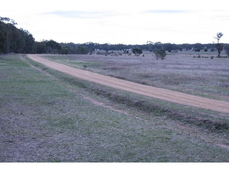 31 Yuruga Road, Great Western VIC 3377