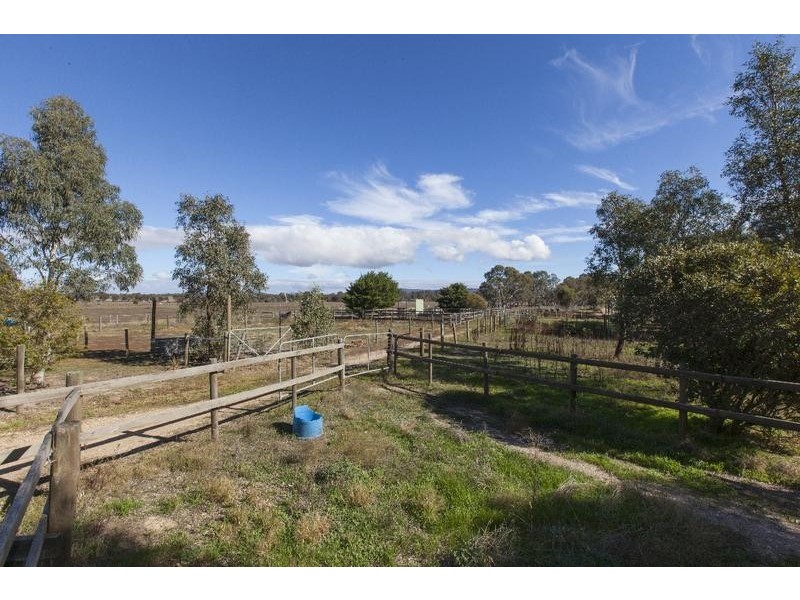 31 Yuruga Road, Great Western VIC 3377