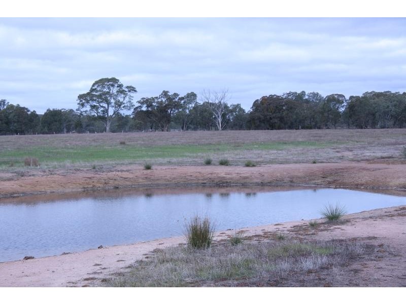 31 Yuruga Road, Great Western VIC 3377