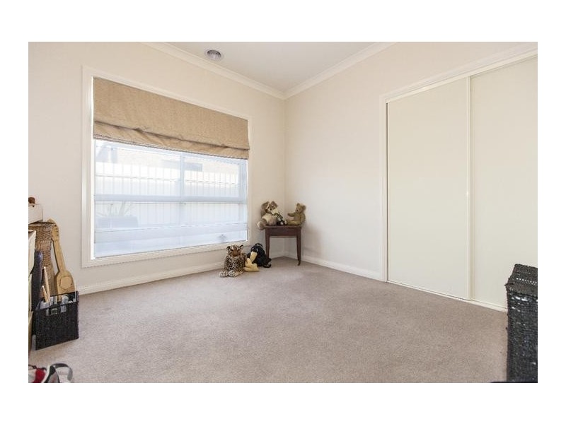 13 Hucker Street, Ararat VIC 3377