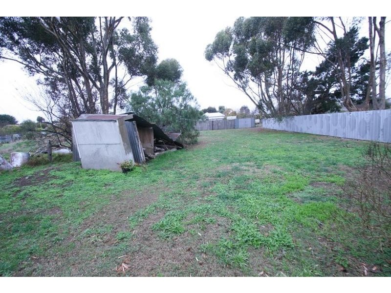 27 Commercial Street, Willaura VIC 3379