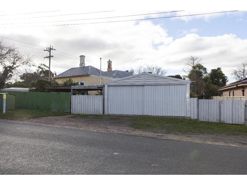 2 Vincent Street, Ararat VIC 3377