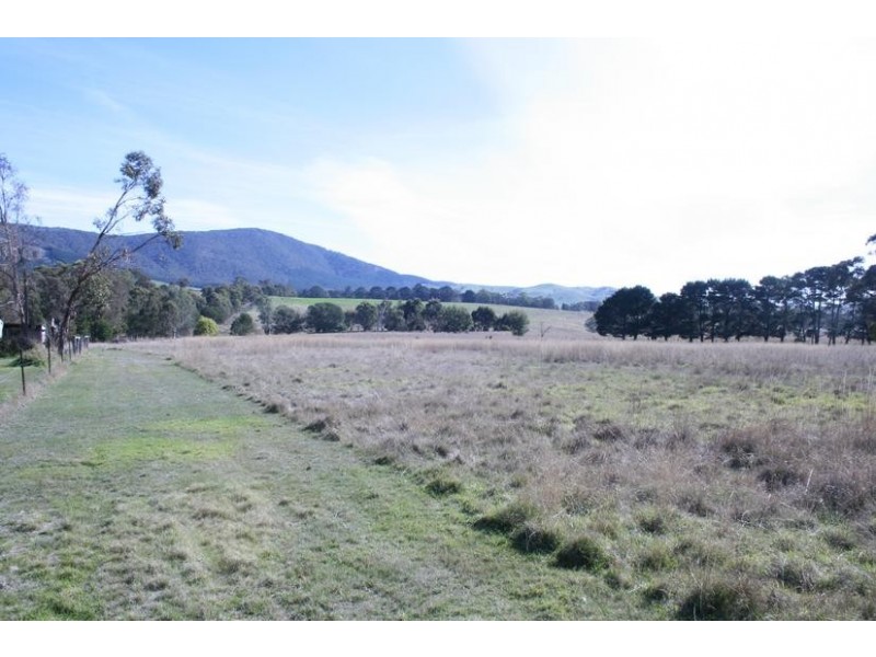 1139 Amphitheatre Road, Mount Lonarch VIC 3468