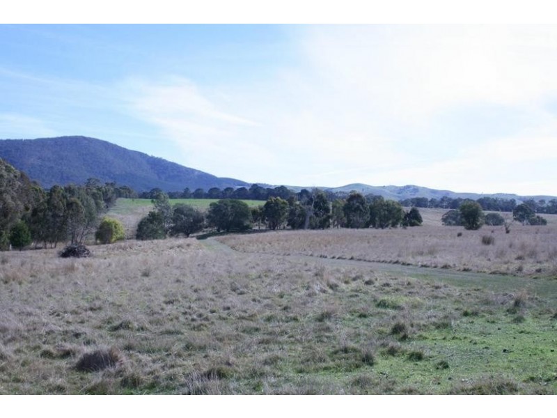 1139 Amphitheatre Road, Mount Lonarch VIC 3468