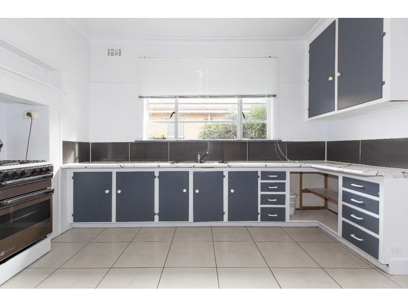 12 Clay Street, Ararat VIC 3377