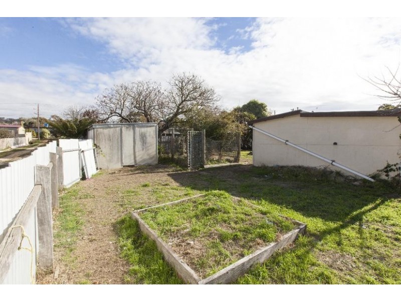 12 Clay Street, Ararat VIC 3377