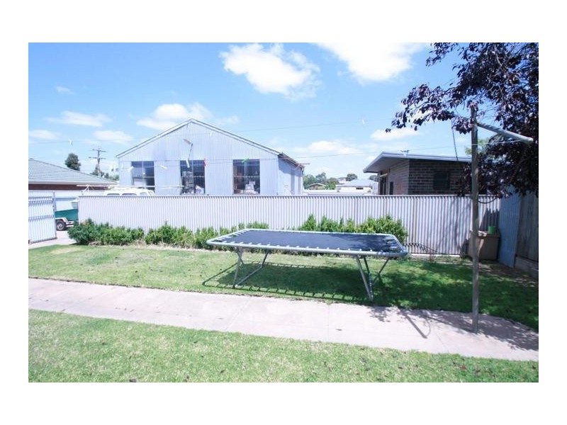 3 Eyre Street, Ararat VIC 3377