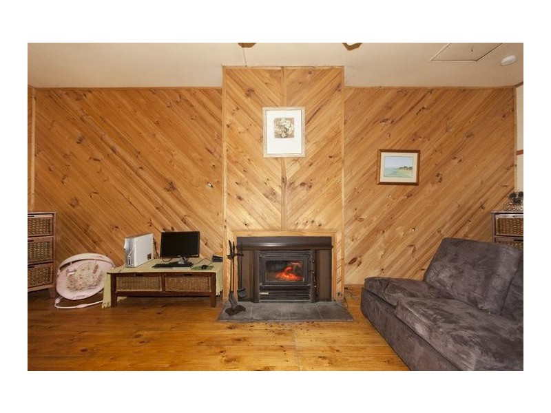 1 Brooke Street, Moyston VIC 3377