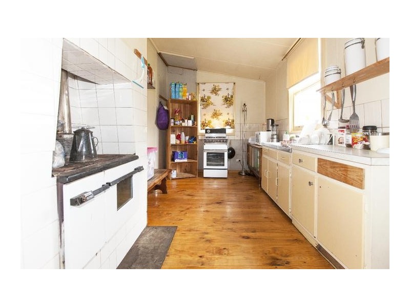 1 Brooke Street, Moyston VIC 3377