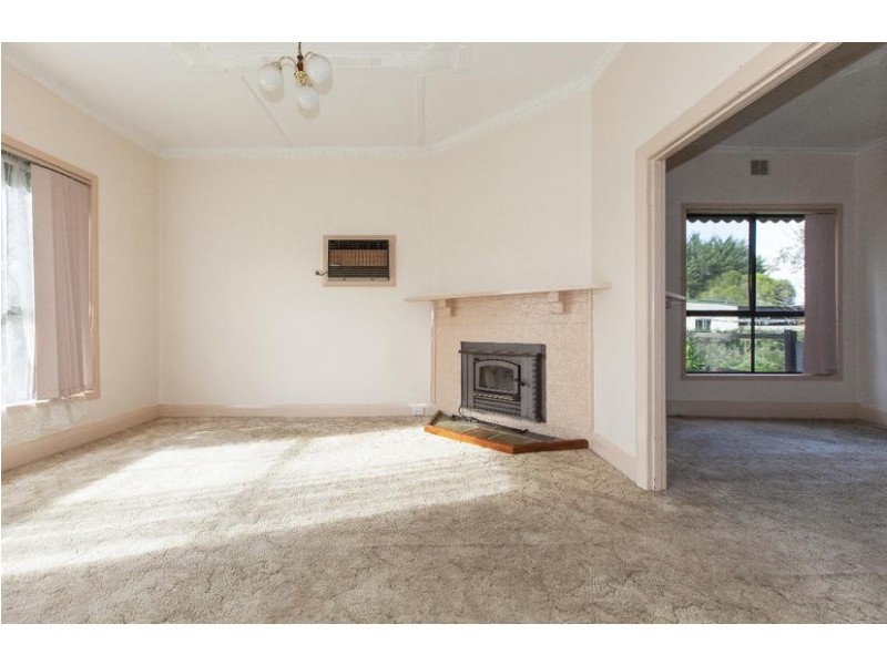 41 Elizabeth Street, Ararat VIC 3377