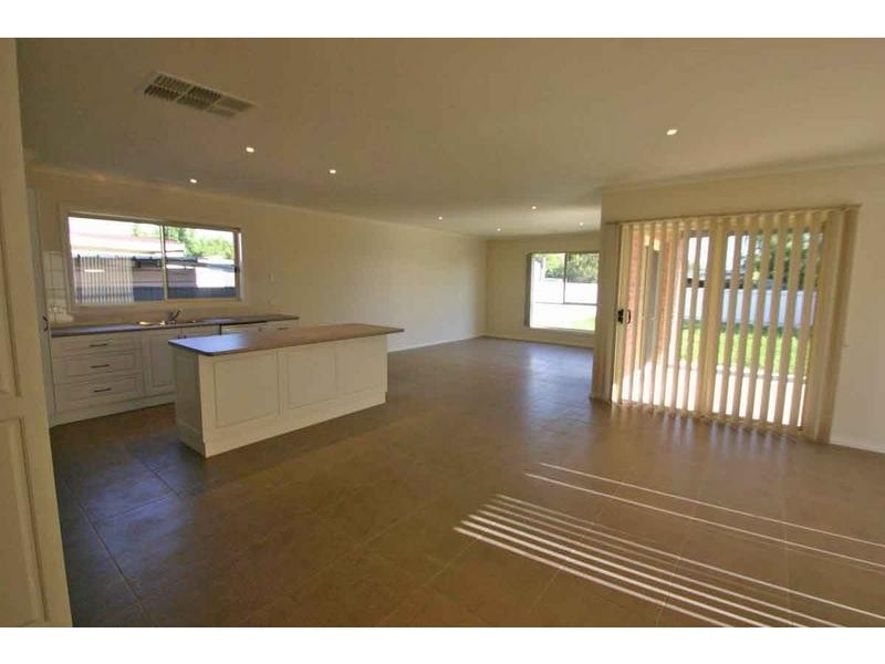 95 Moore Street, Ararat VIC 3377