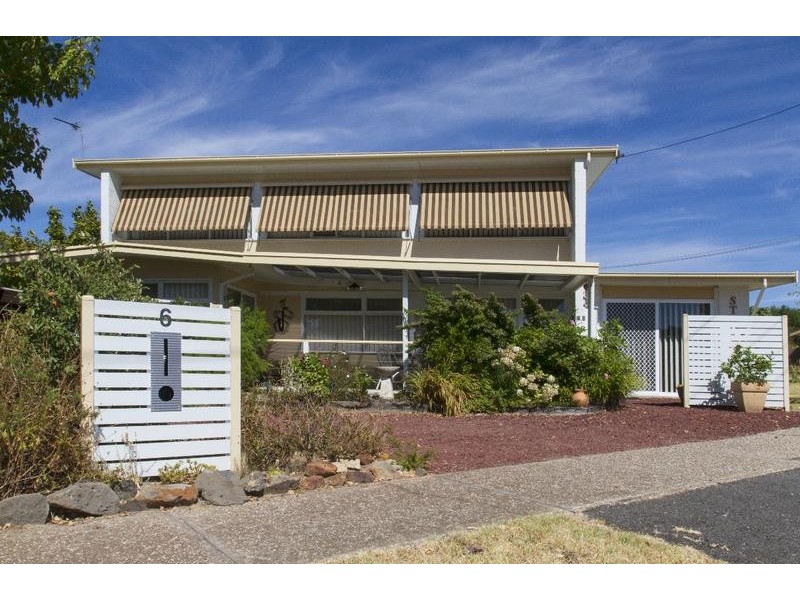 6 Kneebone Street, Ararat VIC 3377