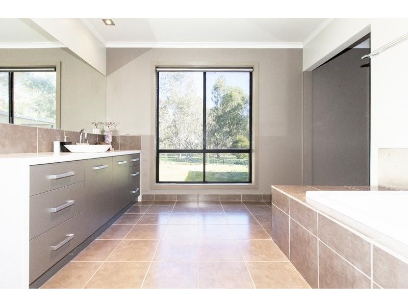 524 Garden Gully Road, Great Western VIC 3377