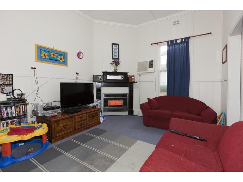 63 Banfield Street, Ararat VIC 3377