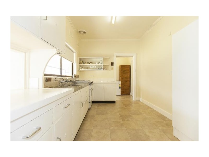 18 Tobin Street, Ararat VIC 3377