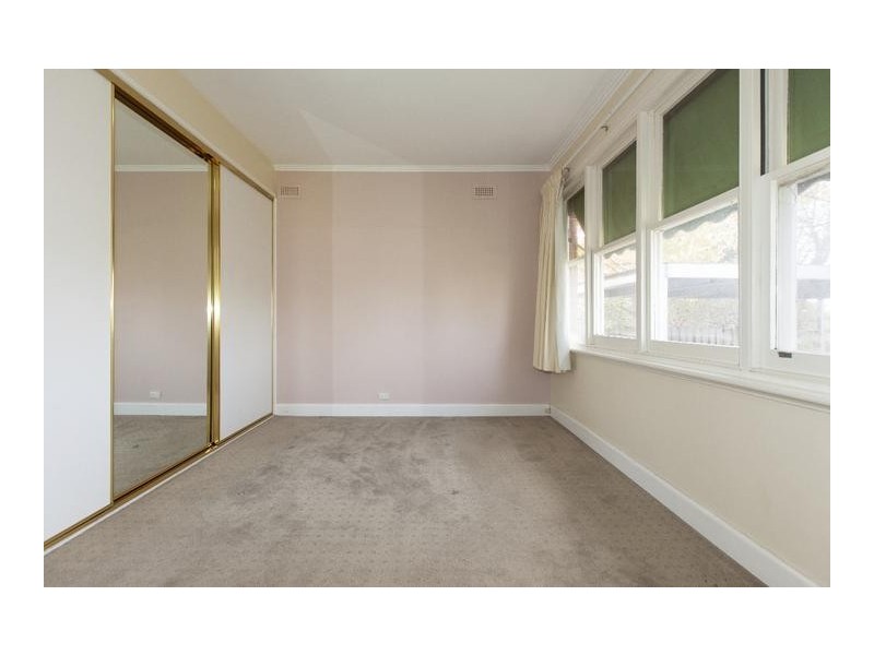 18 Tobin Street, Ararat VIC 3377