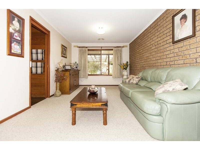 17 Golf Links Road, Ararat VIC 3377