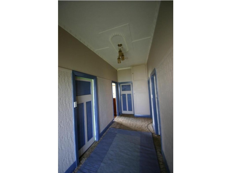 13 Queens Avenue, Ararat VIC 3377