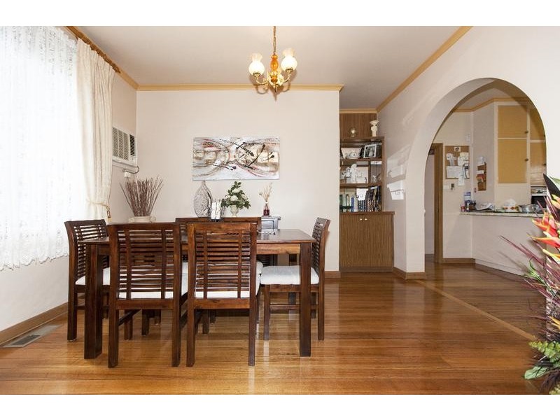 14 Churchill Avenue, Ararat VIC 3377