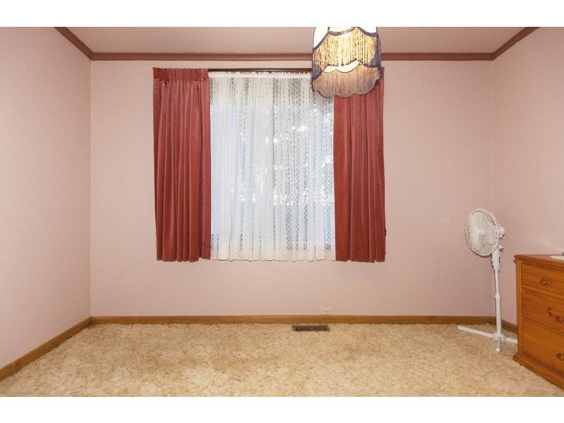 14 Churchill Avenue, Ararat VIC 3377