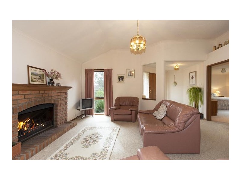 11 Golf Links Road, Ararat VIC 3377